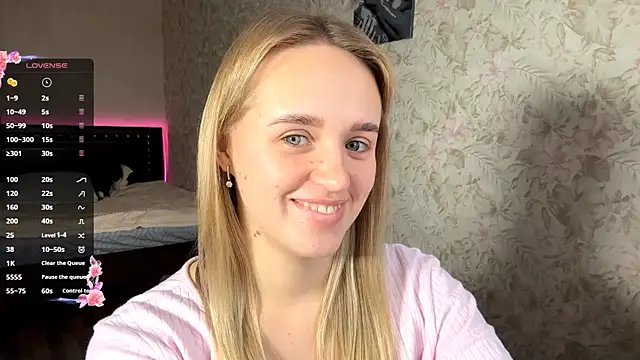 ElisabetLorney online show from November 15, 8:07 am