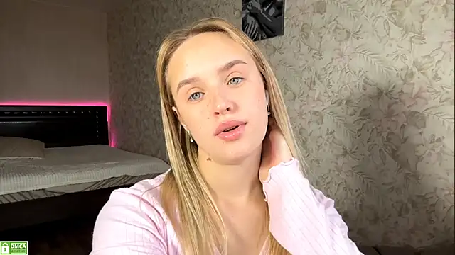 ElisabetLorney online show from October 28, 7:40 am