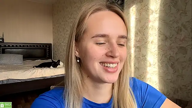 ElisabetLorney online show from November 8, 8:07 am