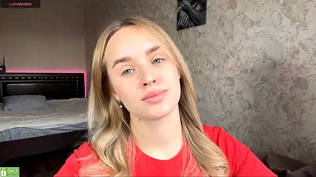 ElisabetLorney online show from November 6, 8:07 am