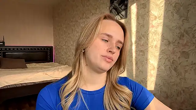 ElisabetLorney online show from November 20, 8:04 am