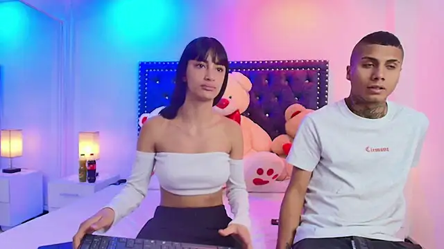 Damian and roxanne online show from October 9, 12:28 pm