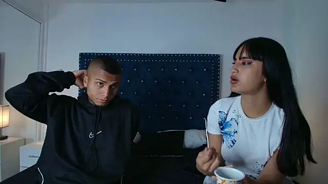 Damian and roxanne online show from July 14, 12:44 pm