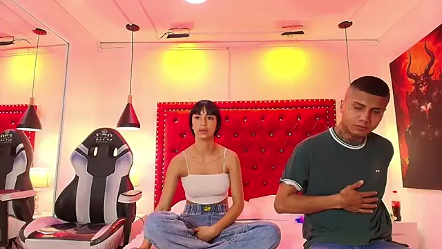 Damian and roxanne online show from November 1, 12:32 pm