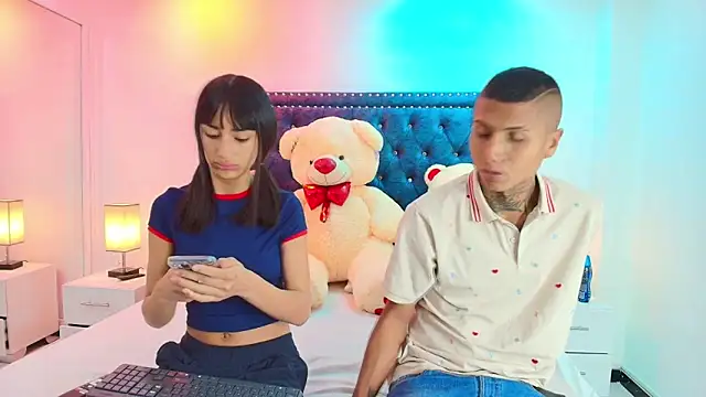 Damian and roxanne online show from October 8, 12:39 pm