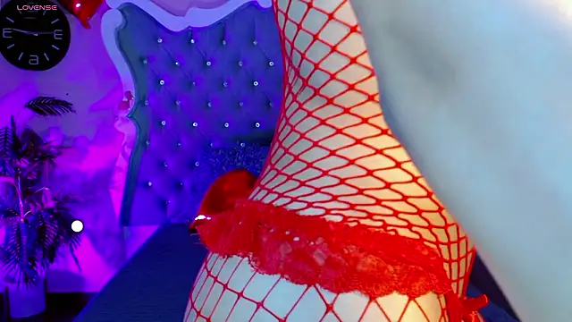 Honey Moontsts online show from February 14, 12:16 pm