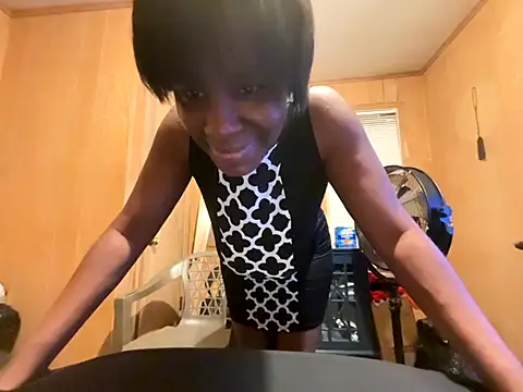 saltlightEmber online show from October 17, 4:27 am