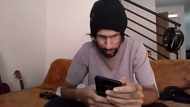 Alejandro92 cali online show from June 29, 4:28 pm