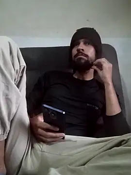 Snapshot of Alejandro92_cali chatting on November 8, 10:13 pm Alejandro92 cali online show from November 8, 10:13 pm