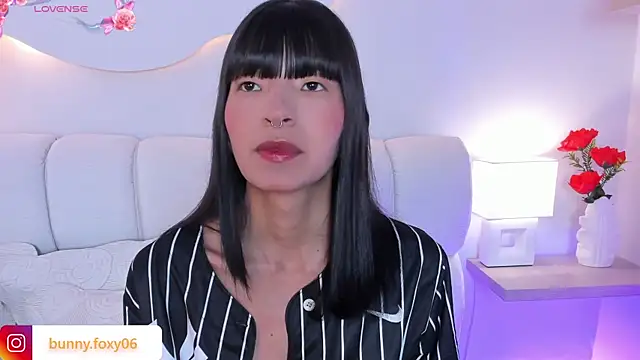 foxybunny online show from March 25, 5:07 am