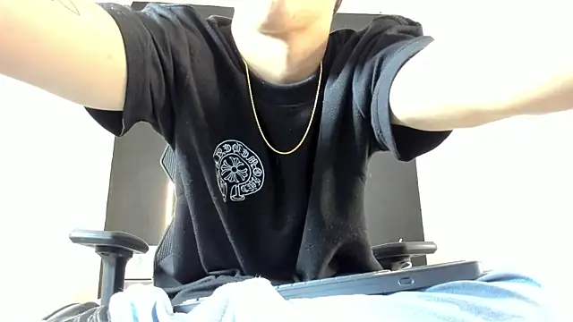 liaamsmiith  online show from October 24, 12:26 pm