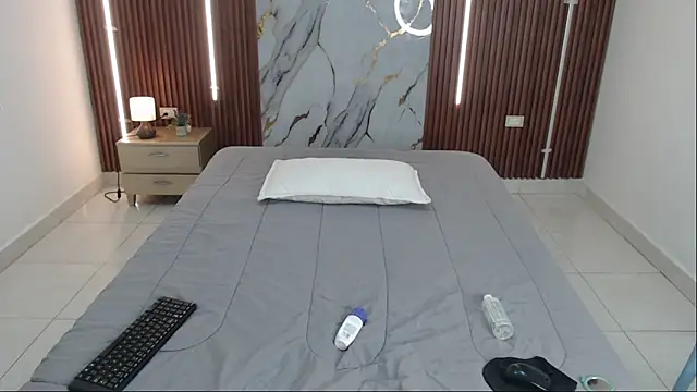 shena nomy1 online show from November 29, 8:09 pm