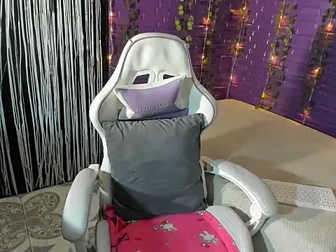 Zulema R1 online show from November 14, 3:21 am