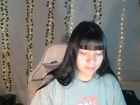Snapshot of Zulema_R1 chatting on October 1, 6:18 am Zulema R1 online show from October 1, 6:18 am