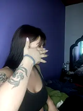 Snapshot of Zulema_R1 chatting on July 1, 10:10 pm Zulema R1 online show from July 1, 10:10 pm