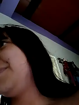 Zulema R1 online show from April 17, 9:28 pm