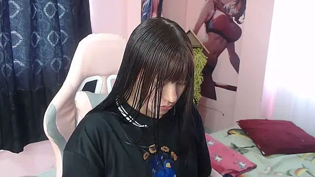 Zulema R1 online show from February 5, 1:07 pm