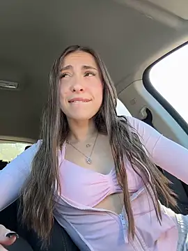 alicewonder 8 online show from April 4, 9:16 am