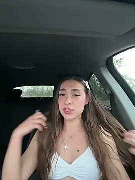 alicewonder 8 online show from April 12, 6:11 pm