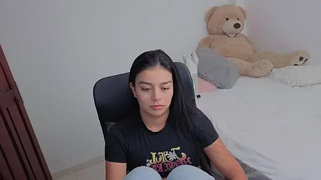 valerihouse online show from March 7, 1:45 am