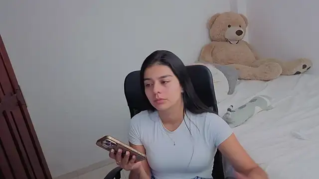 valerihouse online show from March 8, 12:27 am