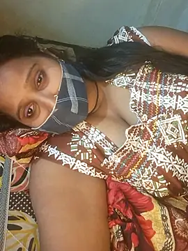 Minu love online show from May 6, 4:44 pm
