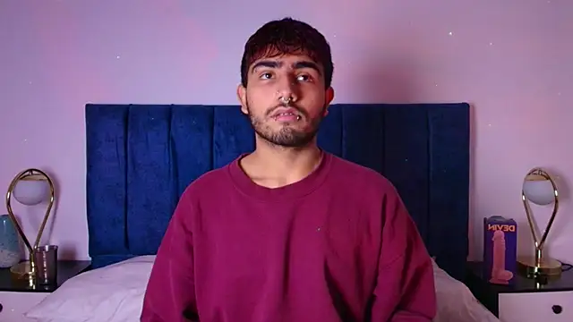 Ares Alpha online show from November 3, 6:44 pm