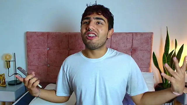 Ares Alpha online show from November 26, 6:52 pm