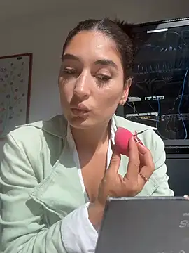 Scarlett 12 online show from March 20, 1:56 pm