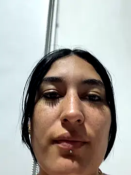 Snapshot of Scarlett_12 chatting on October 1, 12:09 pm Scarlett 12 online show from October 1, 12:09 pm