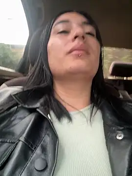 Snapshot of Scarlett_12 chatting on October 16, 11:51 am Scarlett 12 online show from October 16, 11:51 am