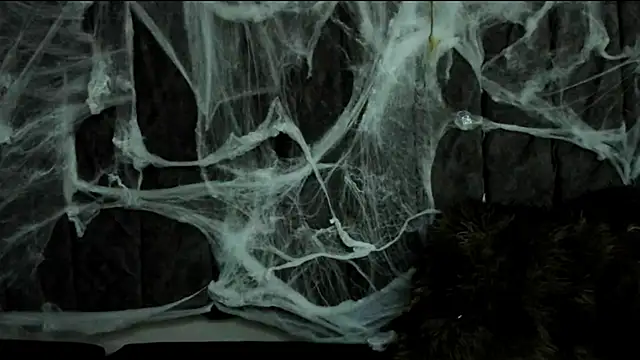 Snapshot of Rowan_Mills chatting on October 10, 8:20 pm Rowan Mills online show from October 10, 8:20 pm