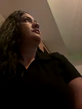 Snapshot of andrea-cohen chatting on November 9, 1:20 am andrea-cohen online show from November 9, 1:20 am