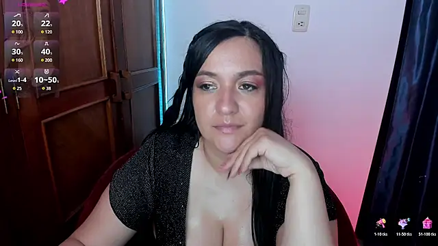 Snapshot of andrea-cohen chatting on June 21, 6:19 am andrea-cohen online show from June 21, 6:19 am