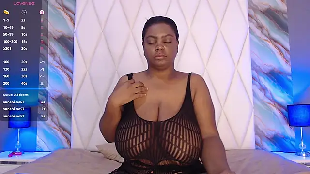 PenelopeBoobss online show from November 8, 12:31 pm