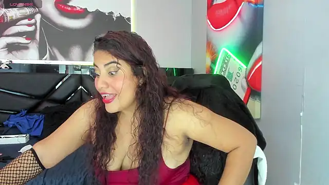 Sara Bdsm  online show from February 25, 3:40 am