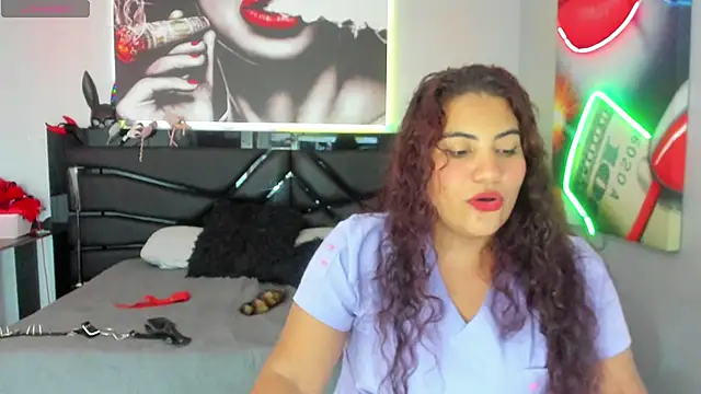 Sara Bdsm  online show from February 18, 2:20 am