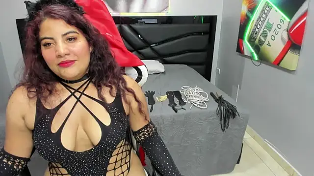 Sara Bdsm  online show from October 18, 3:58 pm