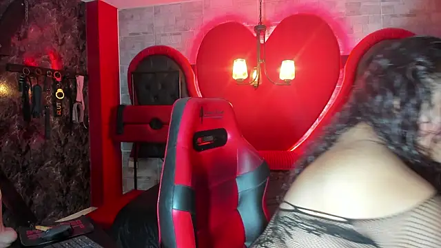 Sara Bdsm  online show from March 12, 4:11 pm