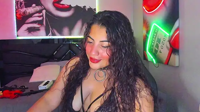 Sara Bdsm  online show from March 21, 1:26 pm