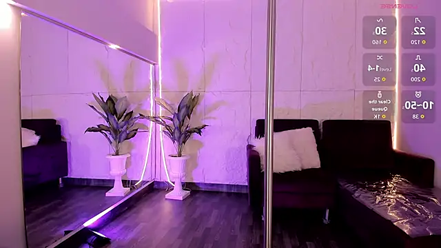 Snapshot of AariaLove chatting on November 29, 10:32 pm AariaLove online show from November 29, 10:32 pm