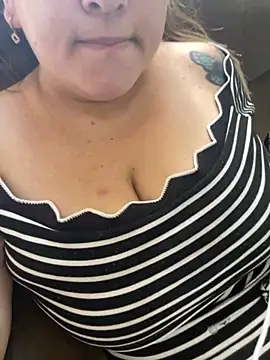 bruna438 online show from December 2, 6:09 pm