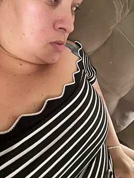 bruna438 online show from December 3, 12:15 pm