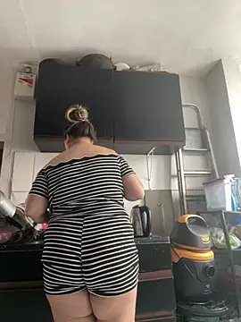 bruna438 online show from February 25, 12:38 pm