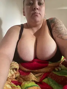 bruna438 online show from April 10, 11:28 am