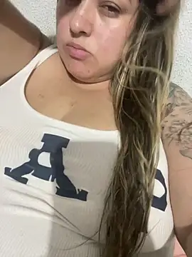 bruna438 online show from March 7, 12:39 am