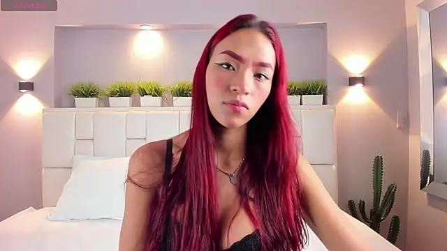 LunnaBlake online show from January 17, 4:05 am