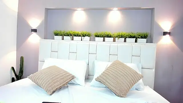 LunnaBlake online show from November 12, 4:16 am