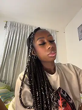 Snapshot of AmyRoss_1 chatting on April 30, 1:07 pm AmyRoss 1 online show from April 30, 1:07 pm