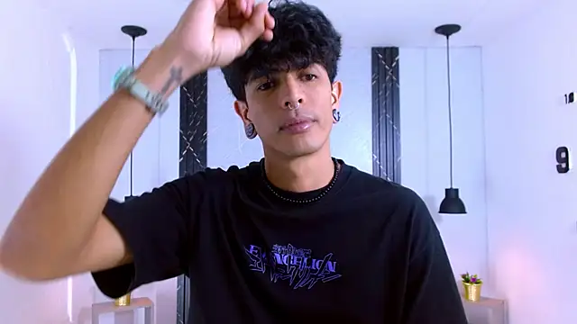 Snapshot of Franvill_Trato chatting on November 3, 7:39 pm Franvill Trato online show from November 3, 7:39 pm